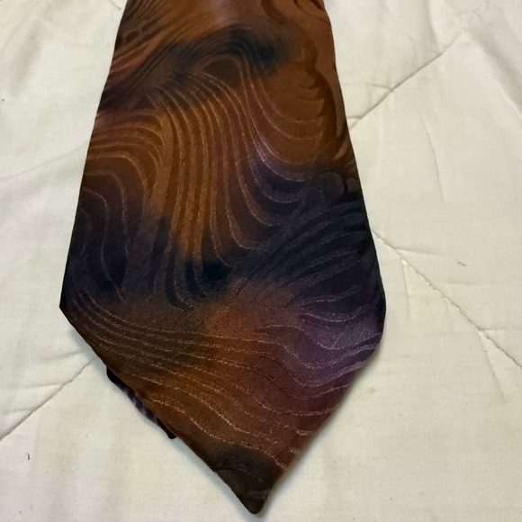 J Blades & Co. Sophisticated Brown and Black Abstract Pattern Tie - Picture 1 of 5